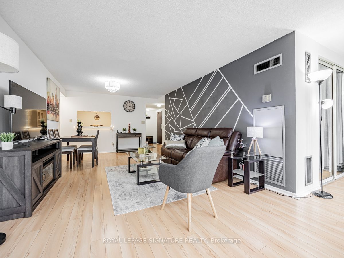 5785 Yonge St, unit 907 for sale - image #9