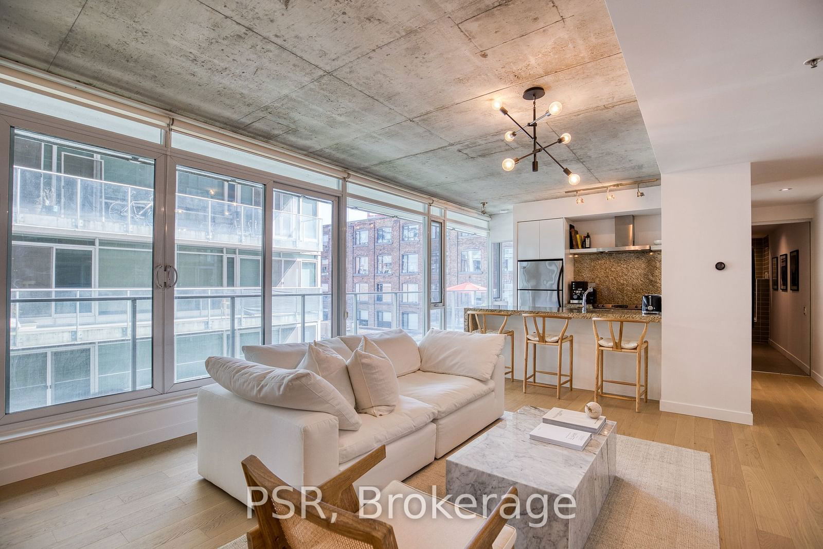 75 Portland St, unit 423 for sale