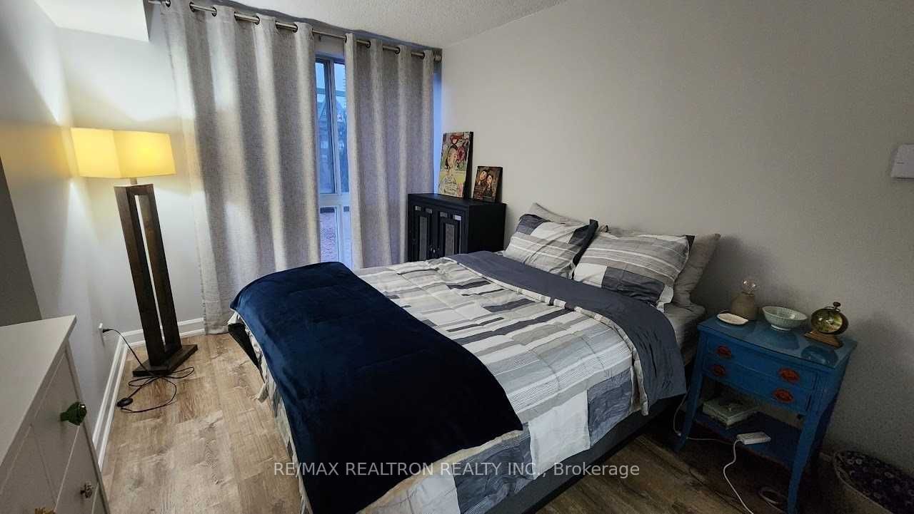 7 Broadway Ave, unit 211 for rent - image #22