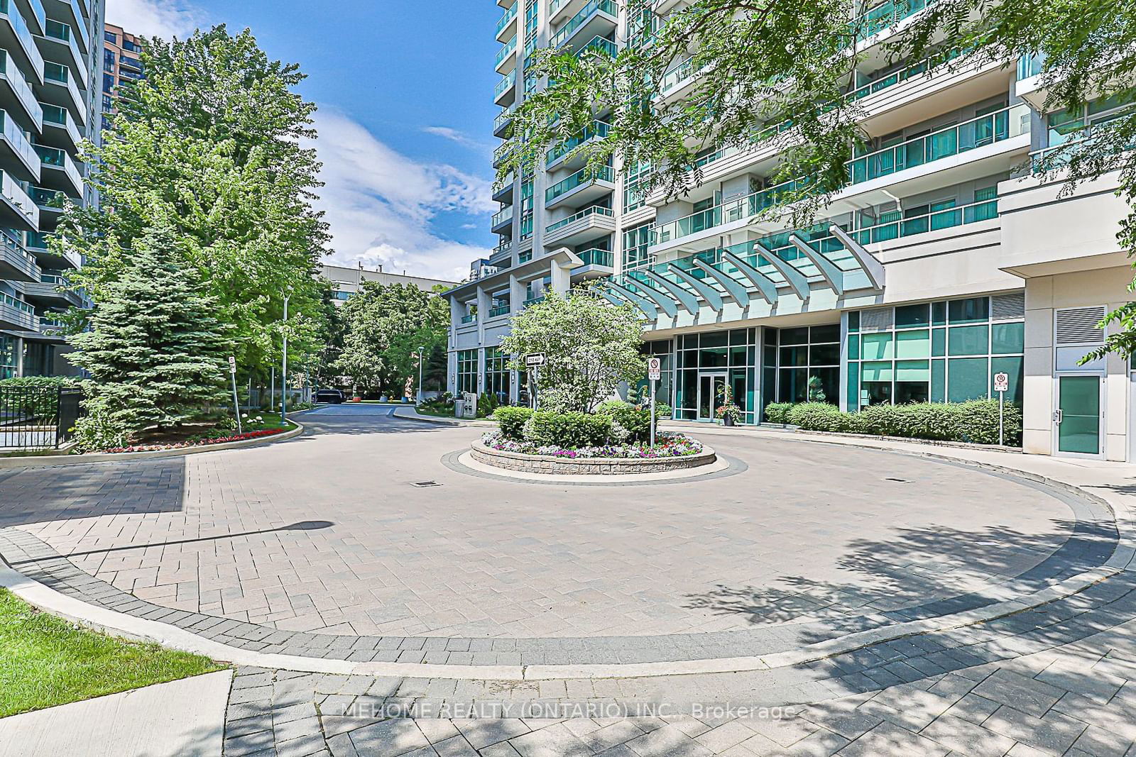 17 Anndale Dr, unit 1616 for sale - image #4