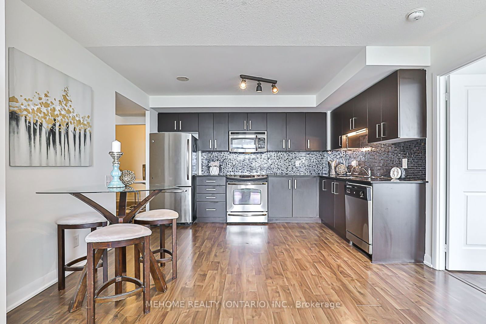 17 Anndale Dr, unit 1616 for sale - image #7