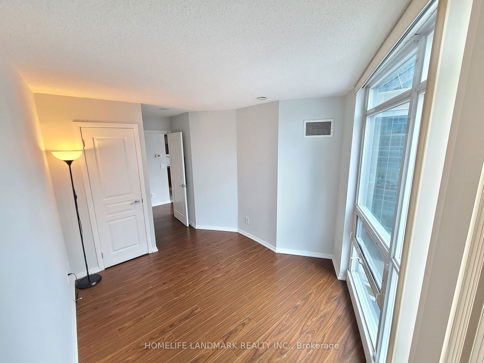 18 Yonge St, unit 1303 for sale