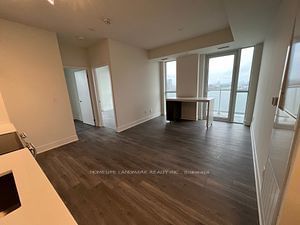 188 Fairview Mall Dr, unit 2011 for rent - image #4