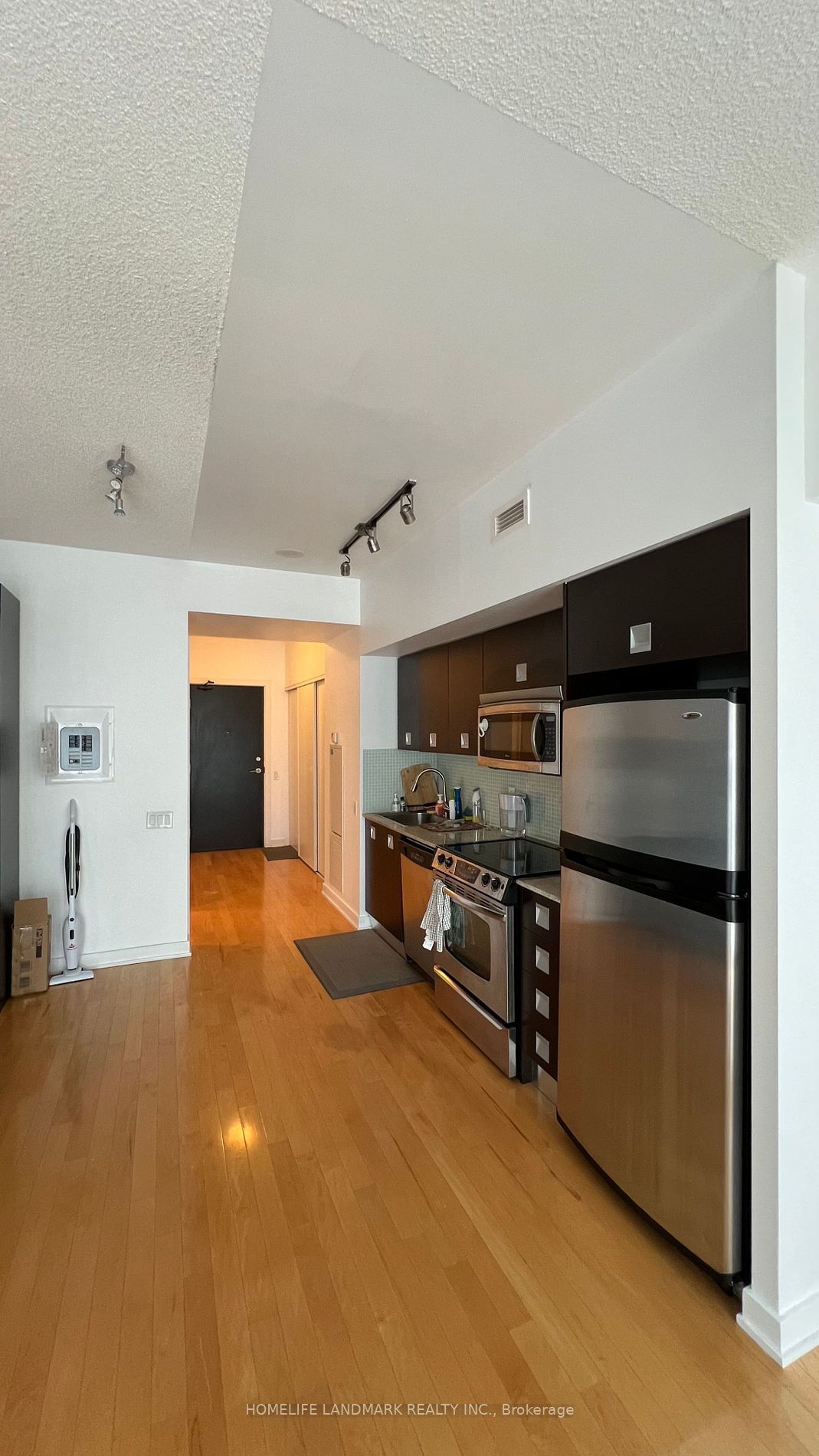 33 Charles St E, unit 1604 for rent - image #15