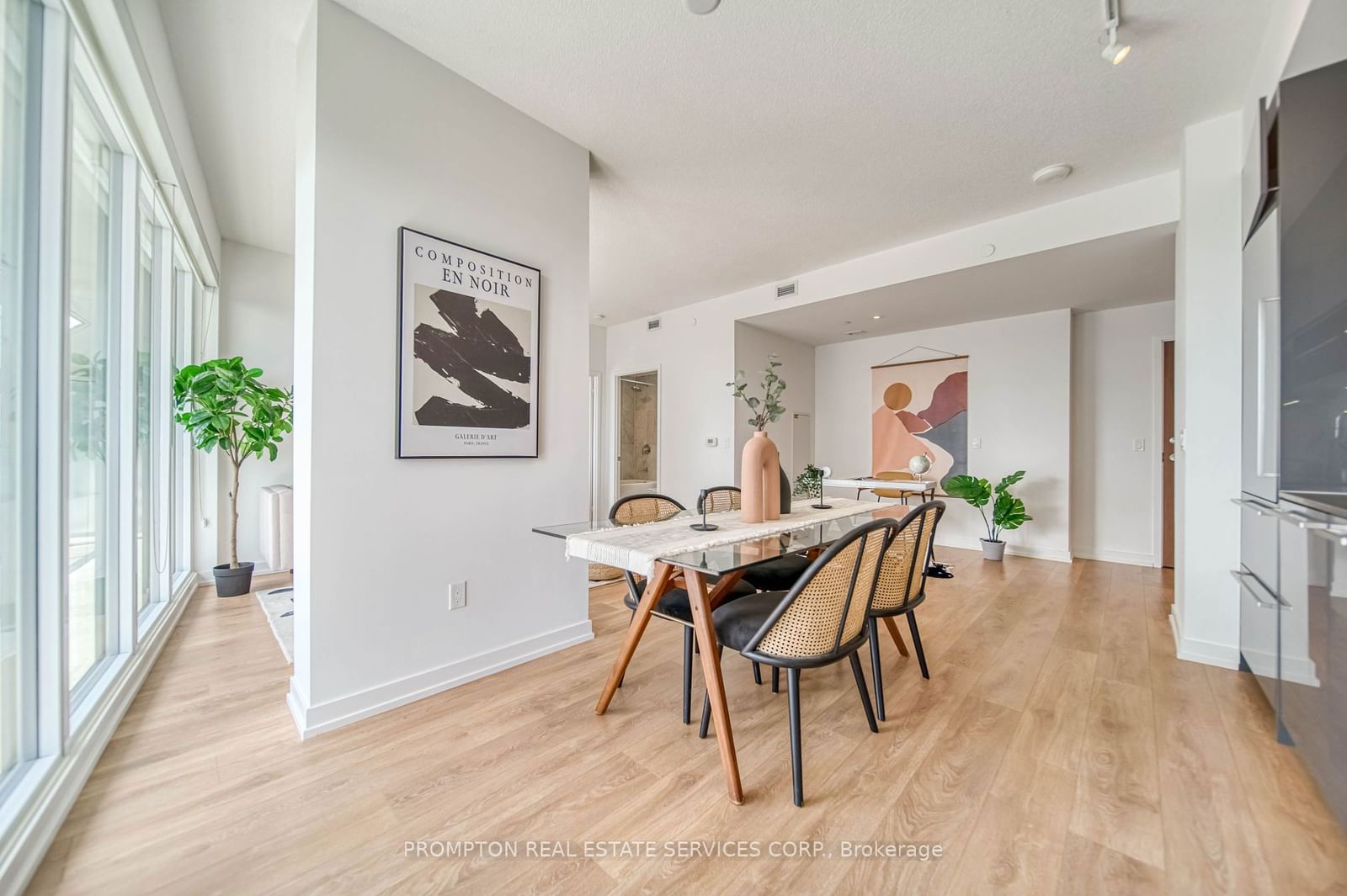 117 Mcmahon Dr, unit 2806 for sale - image #7