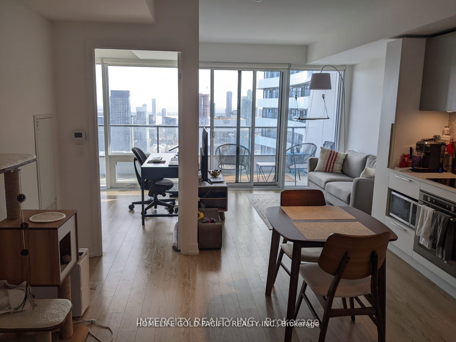 85 Wood St, unit PH #17 for rent - image #12