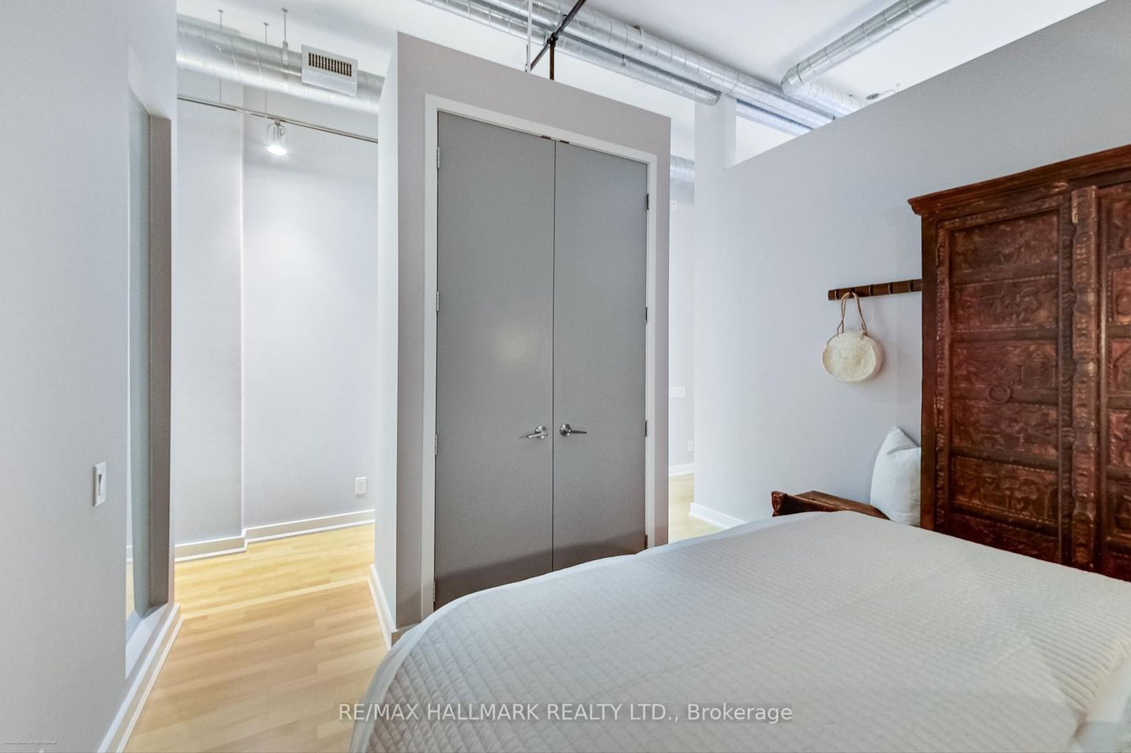 43 Hanna Ave, unit 409 for sale - image #13