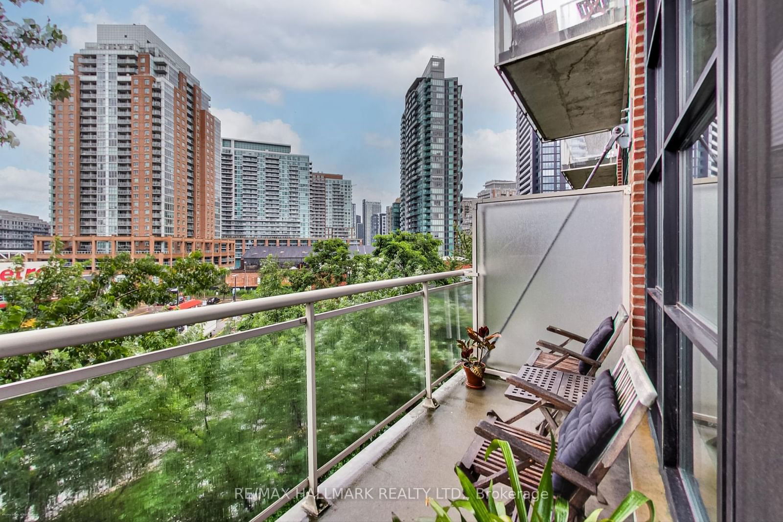 43 Hanna Ave, unit 409 for sale - image #18