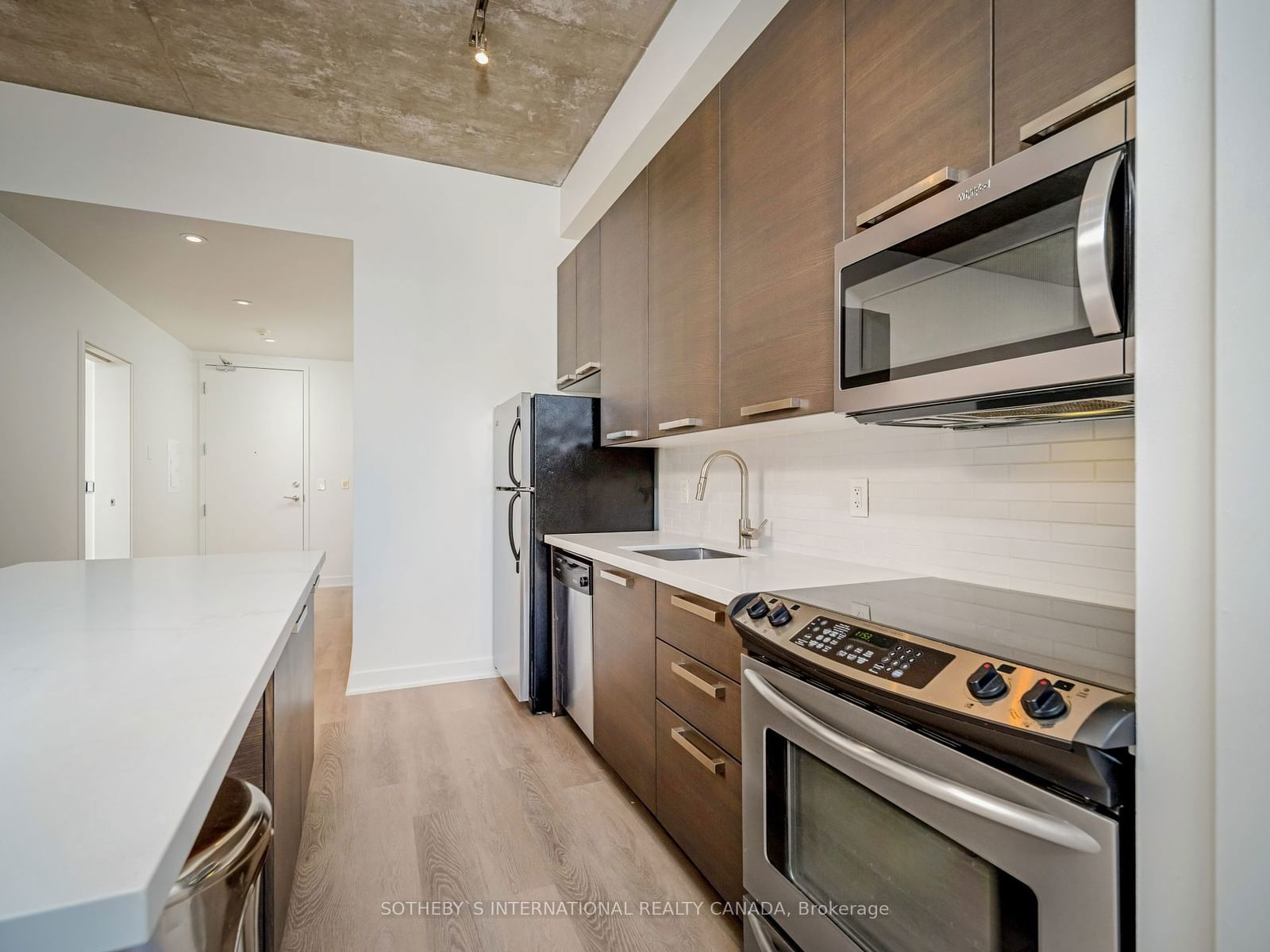 60 Bathurst St, unit 605 for rent - image #11