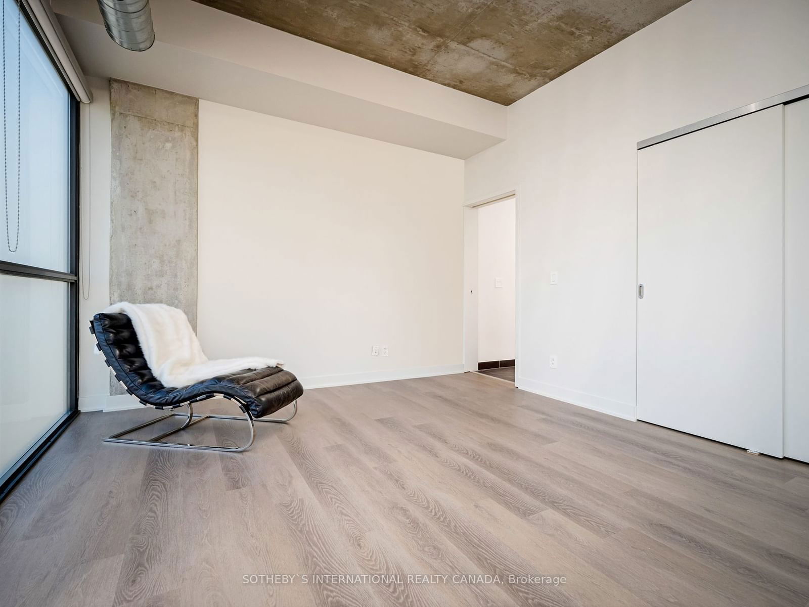 60 Bathurst St, unit 605 for rent - image #21