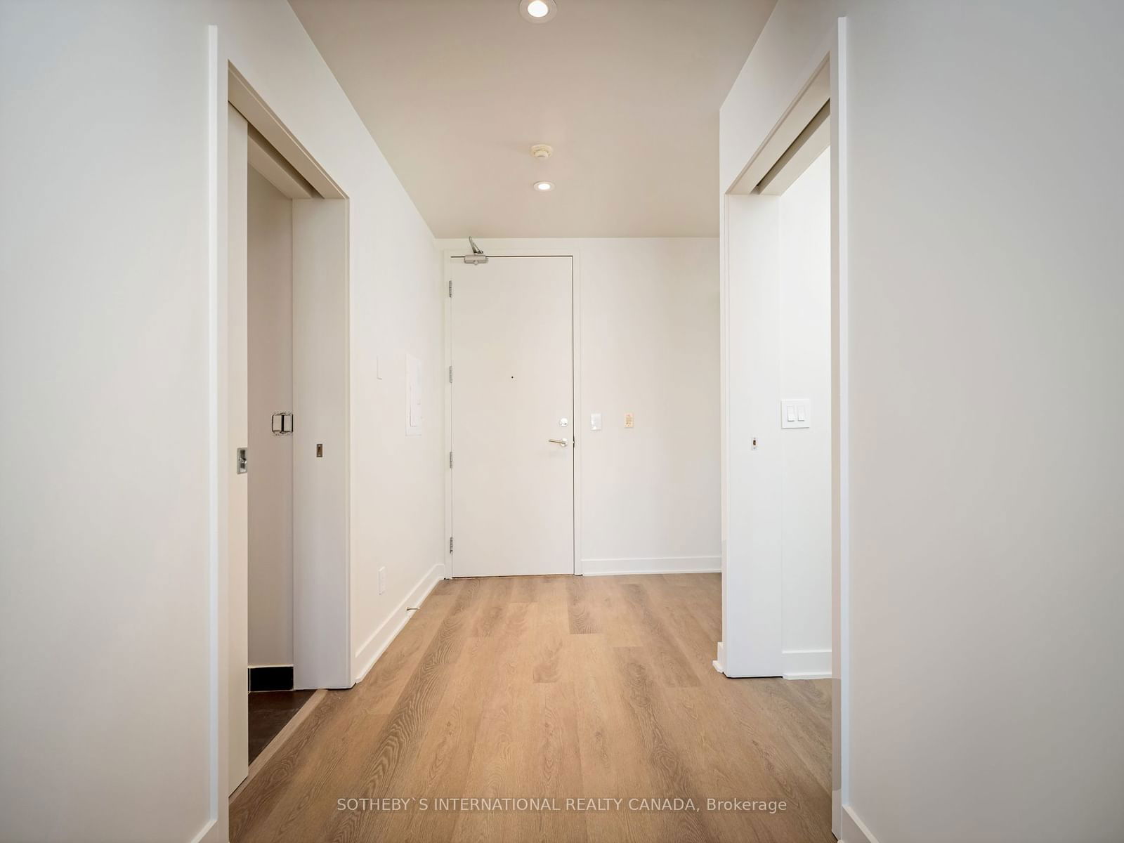 60 Bathurst St, unit 605 for rent - image #6