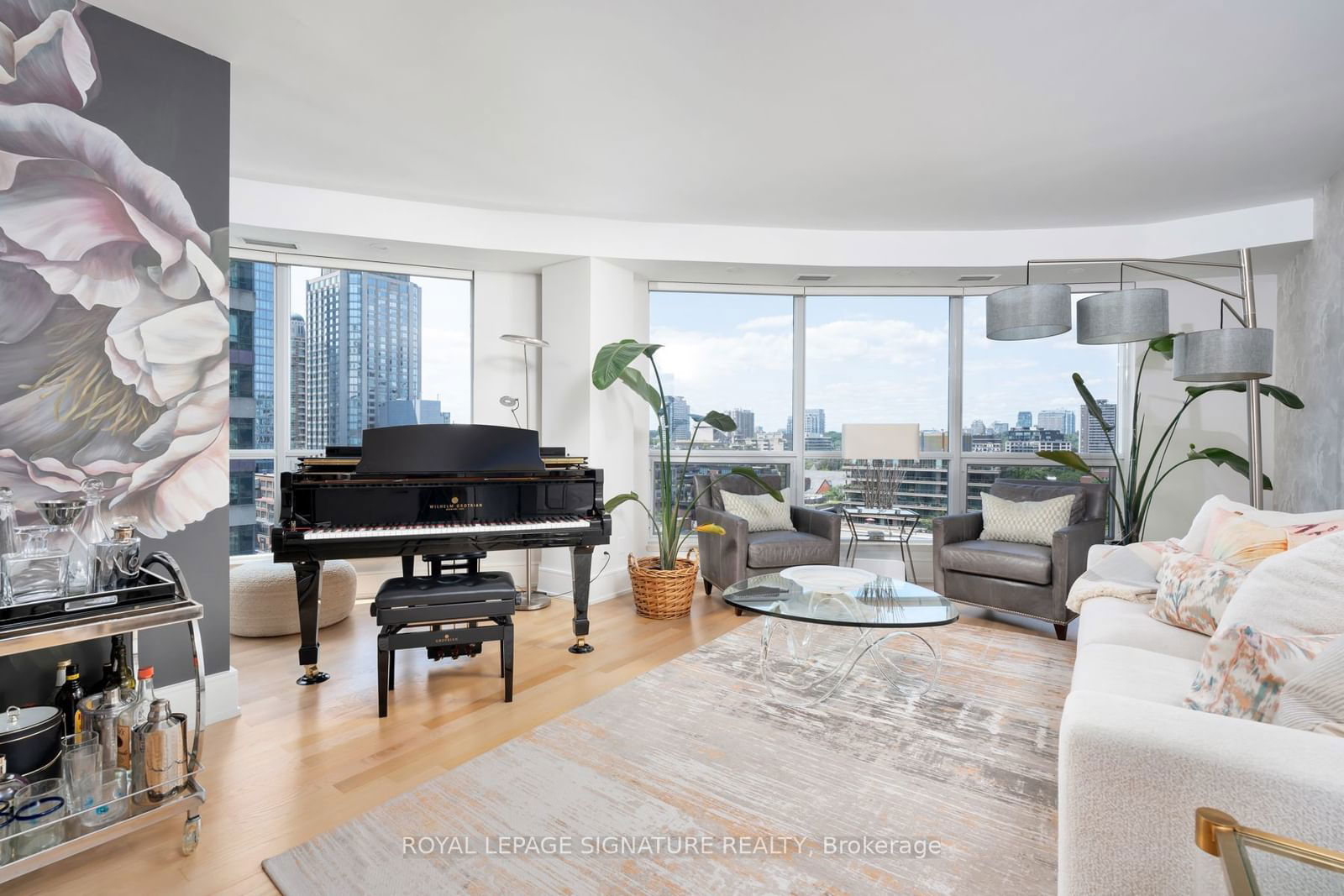 10 Bellair St, unit 905 for sale - image #3