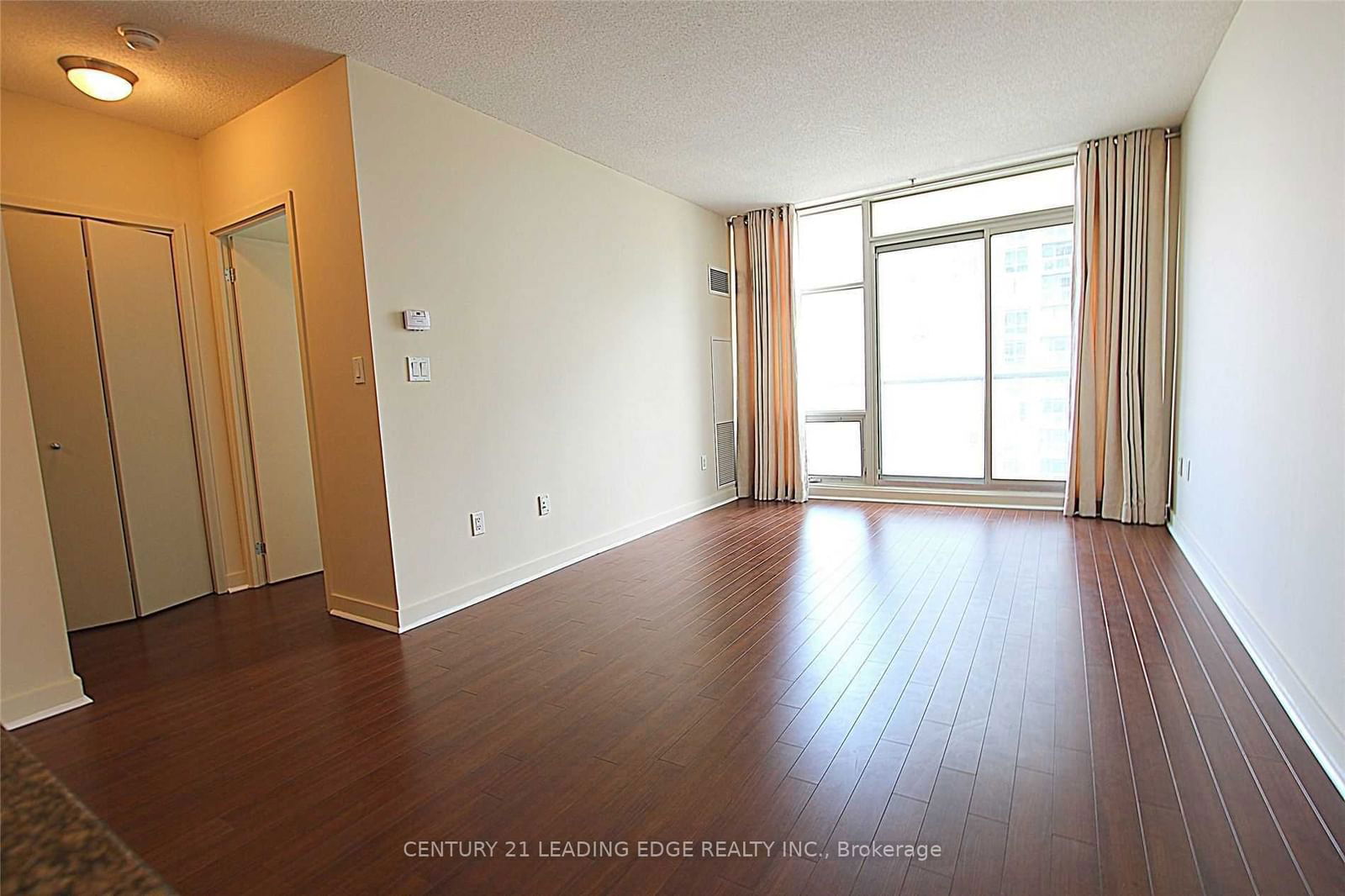 35 Mariner Terr, unit 3601 for rent - image #4