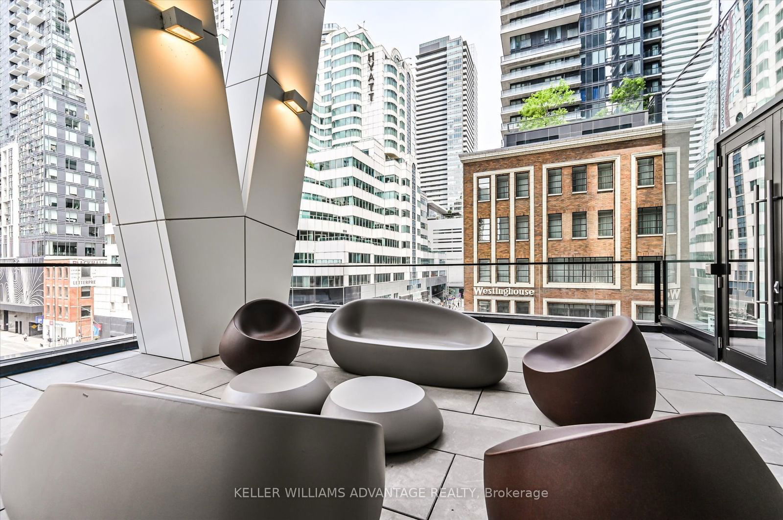 357 King St W, unit 1502 for sale - image #13