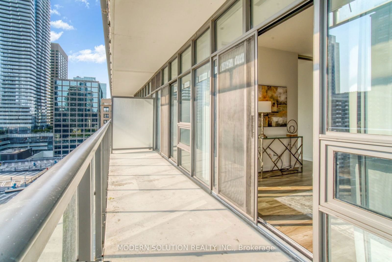 33 Charles St E, unit 1408 for sale - image #21