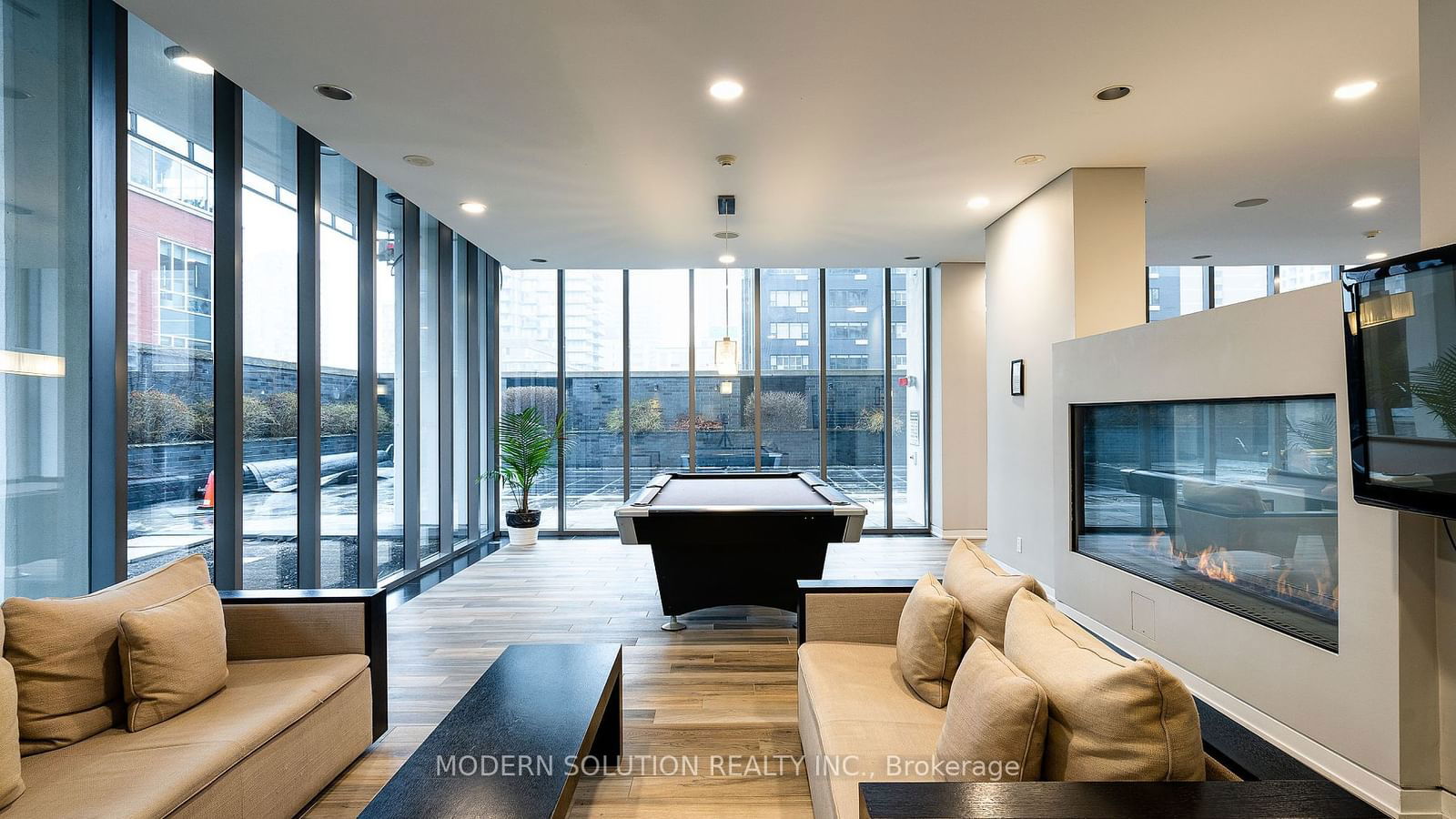 33 Charles St E, unit 1408 for sale - image #26