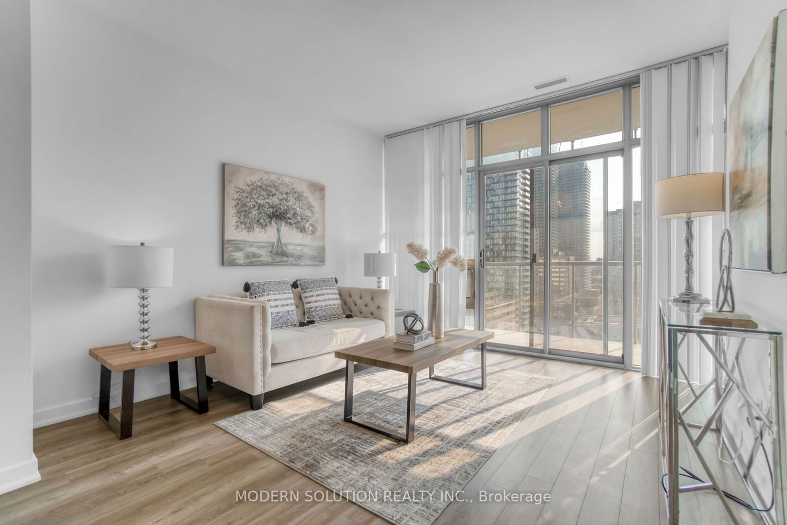 33 Charles St E, unit 1408 for sale - image #8