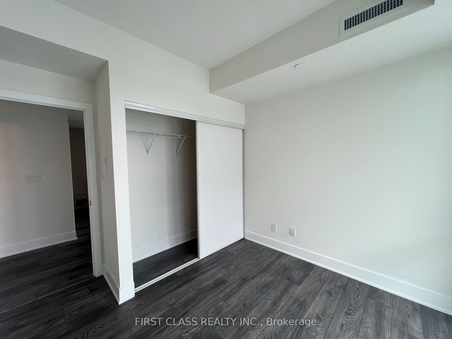 188 Fairview Mall Dr, unit 1815 for rent - image #3