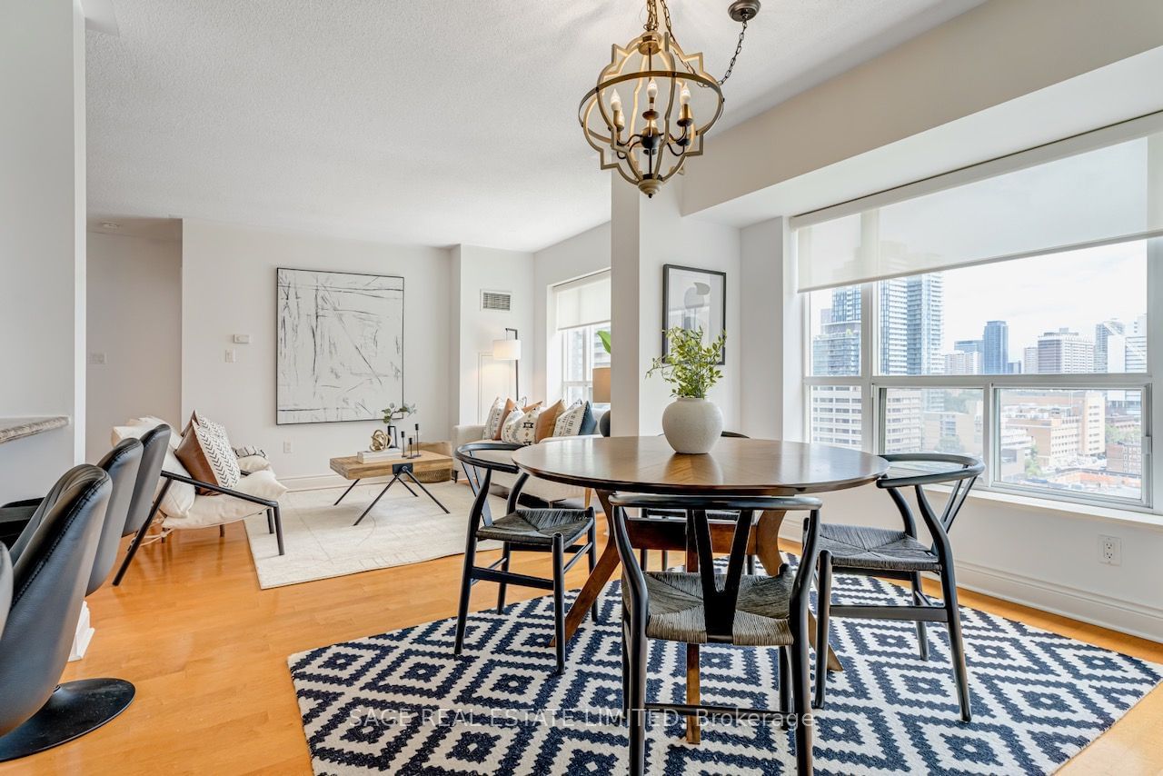 889 Bay St, unit 1612 for sale