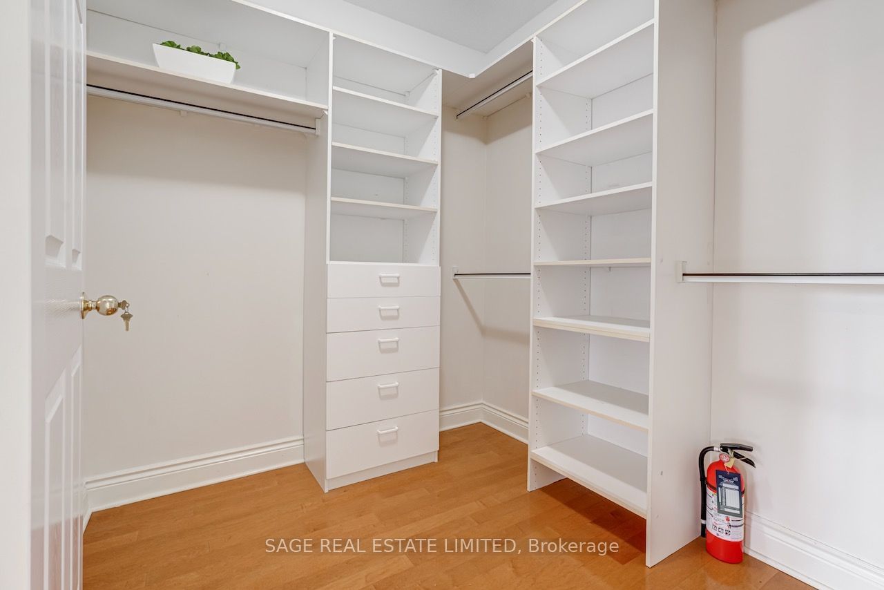 889 Bay St, unit 1612 for sale - image #26