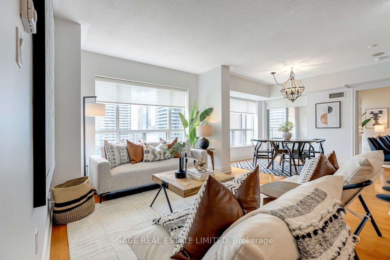 889 Bay St, unit 1612 for sale - image #6