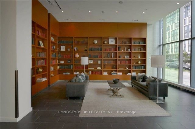 170 Fort York Blvd, unit 212 for sale - image #3