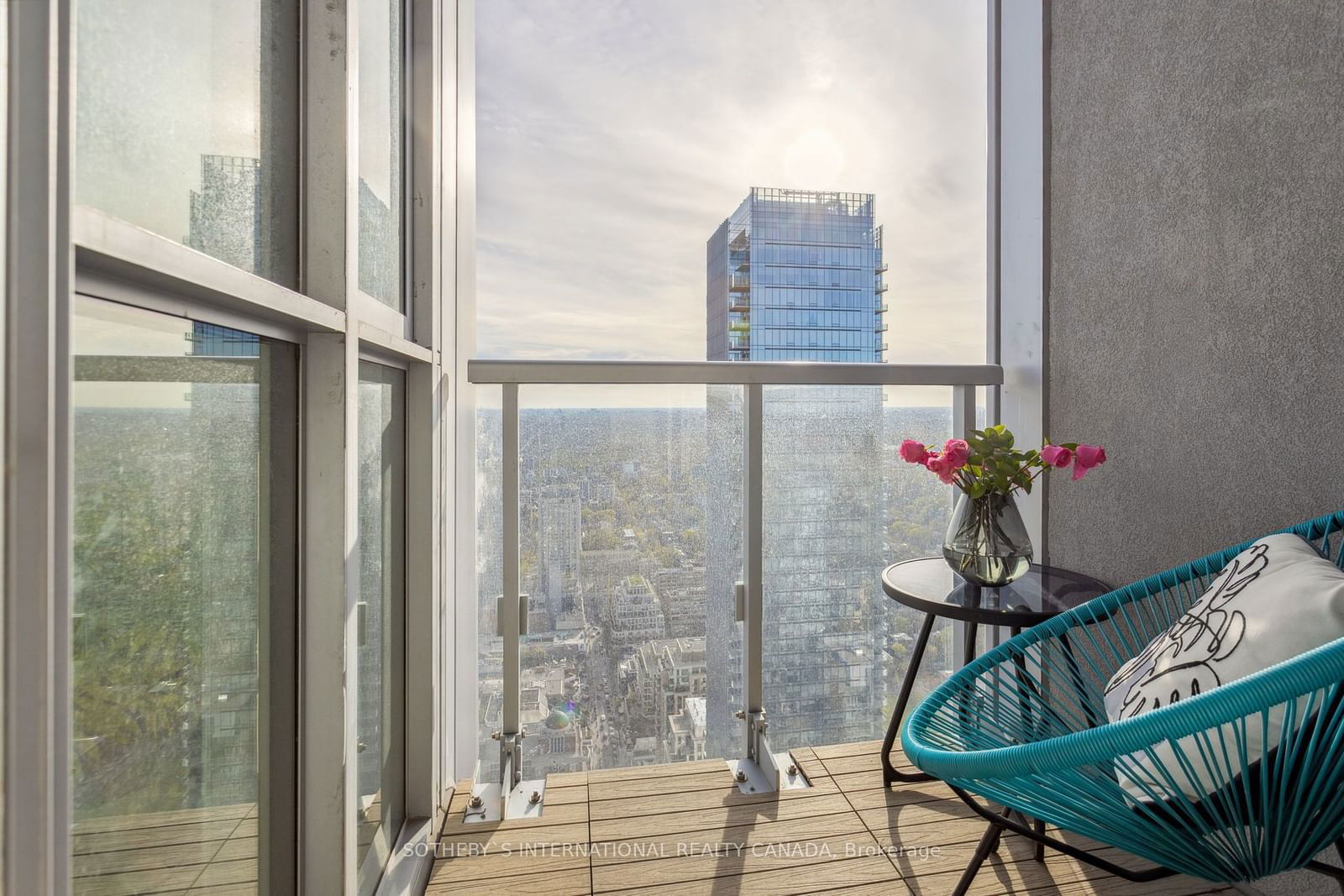 1 Yorkville Ave, unit 5405 for rent