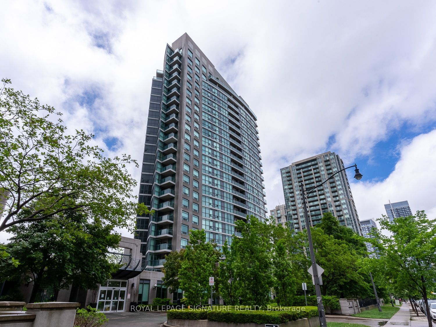 28 Harrison Garden Blvd, unit 1207 for sale - image #1