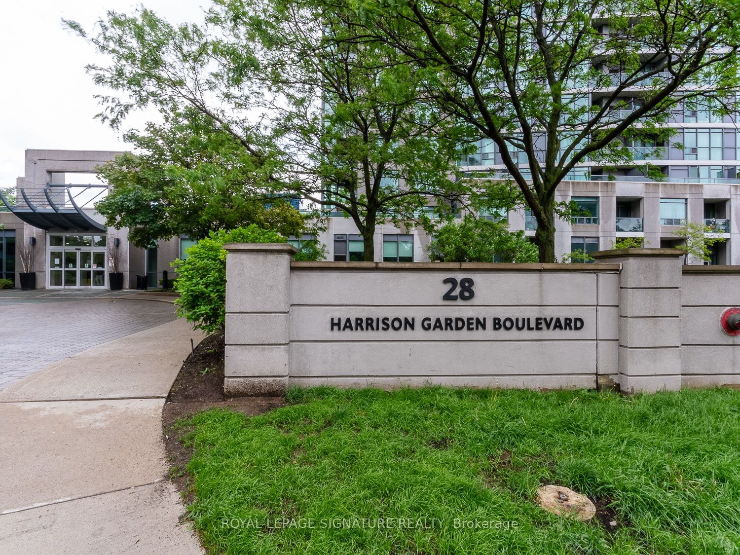 28 Harrison Garden Blvd, unit 1207 for sale - image #3