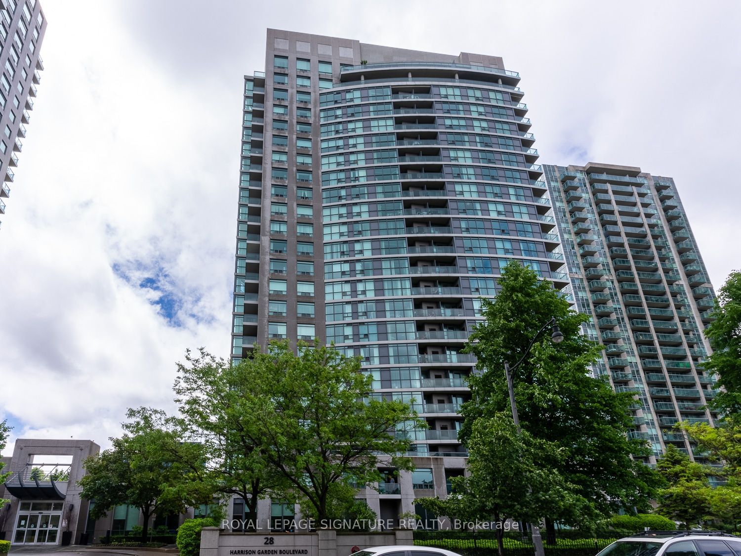 28 Harrison Garden Blvd, unit 1207 for sale - image #4