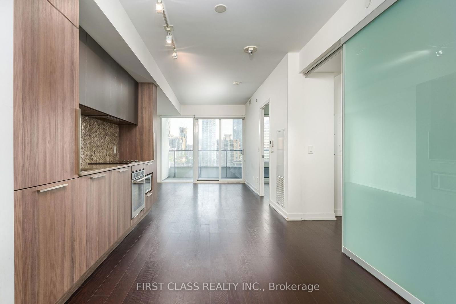 85 Wood St, unit 1711 for sale - image #4