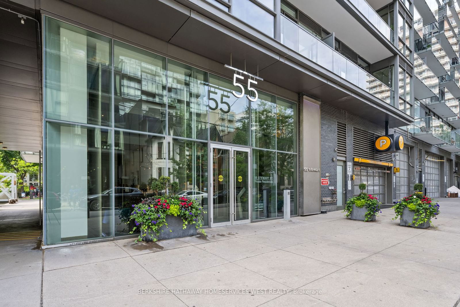 55 Stewart St, unit 303 for rent