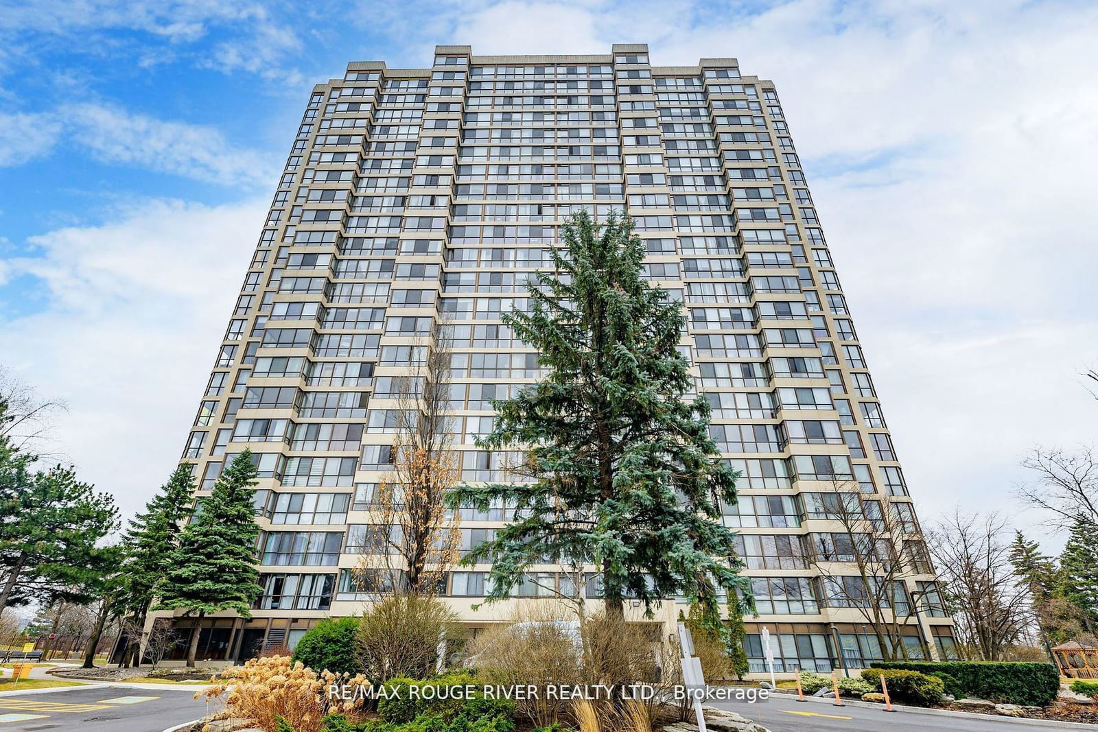 131 Torresdale Ave, unit 901 for sale - image #2