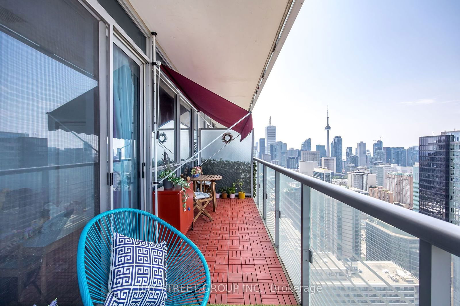 386 Yonge St, unit 4115 for sale - image #11