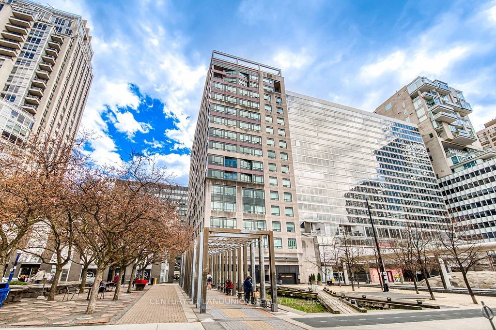 102 Bloor St W, unit 203 for sale - image #35