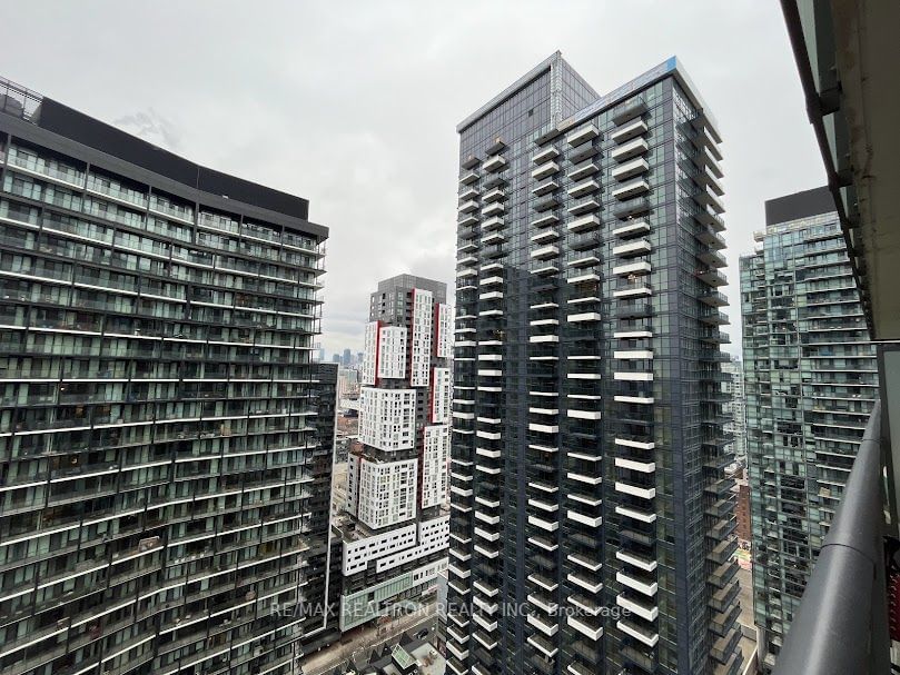 101 Peter St, unit 3001 for sale - image #24