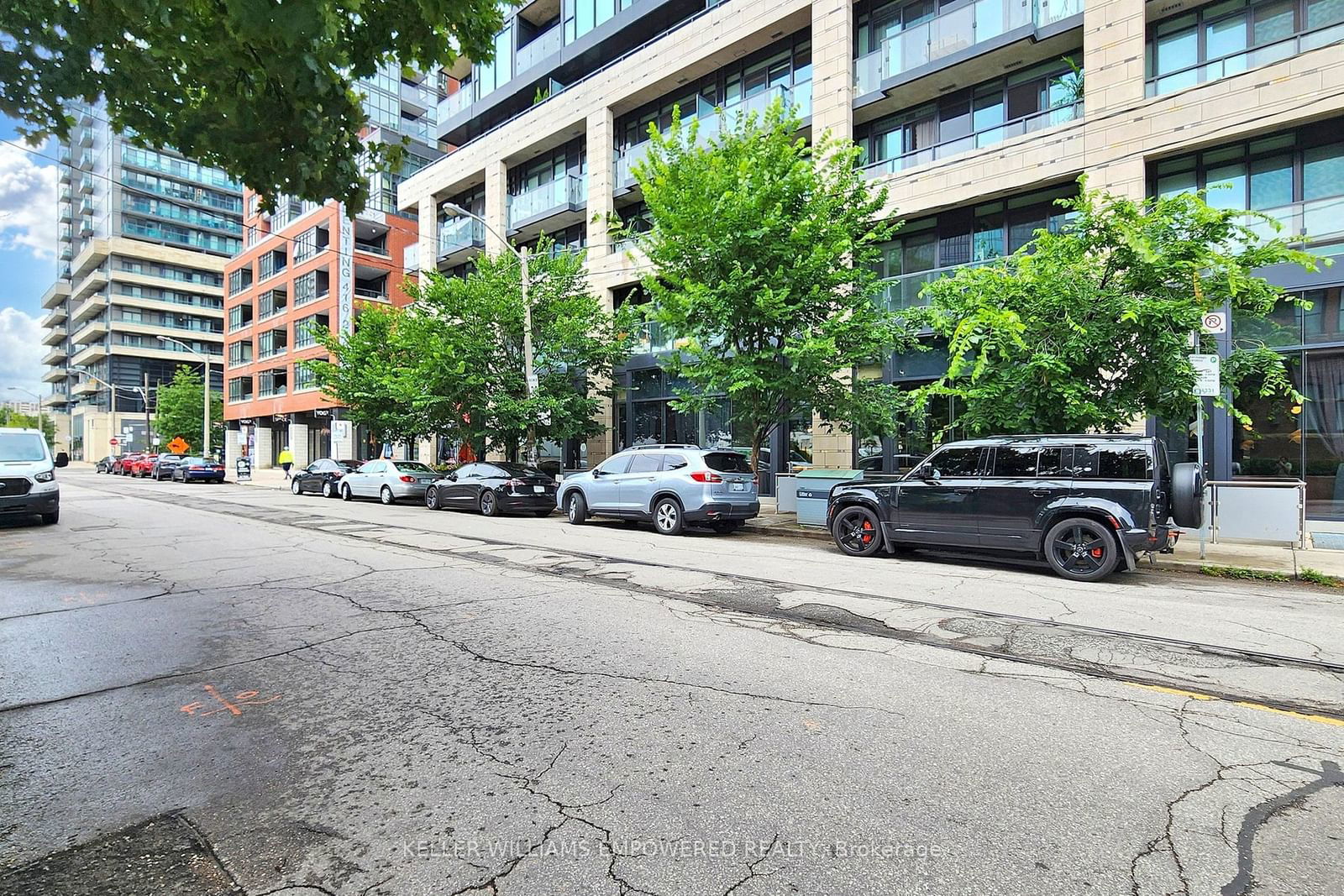 King West Townhomes, Downtown, Toronto