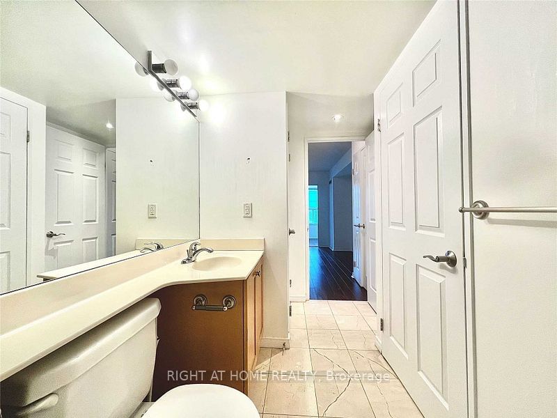 230 King St E, unit 606 for sale - image #6