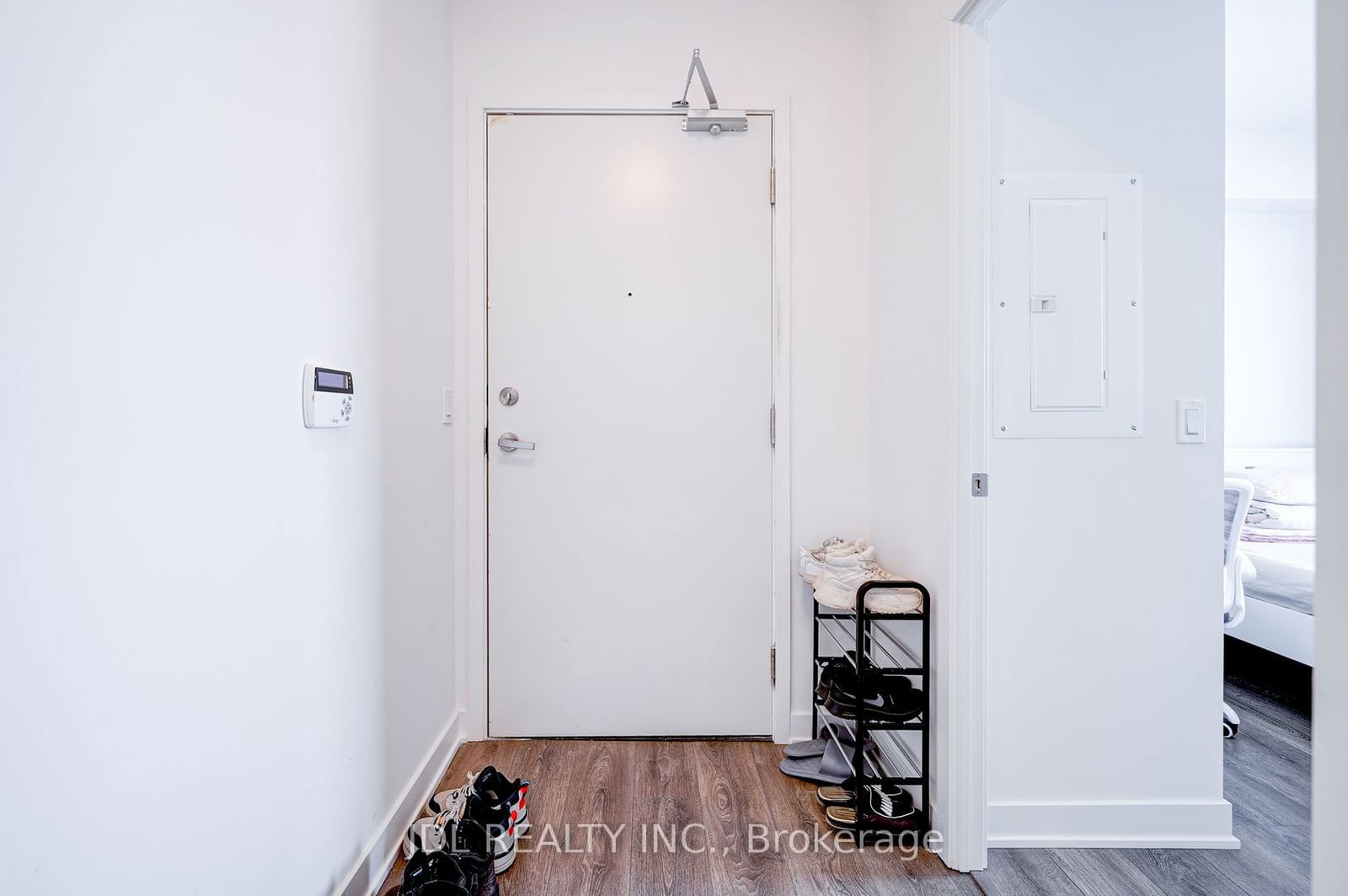 99 Broadway Ave, unit 3104 for sale - image #5