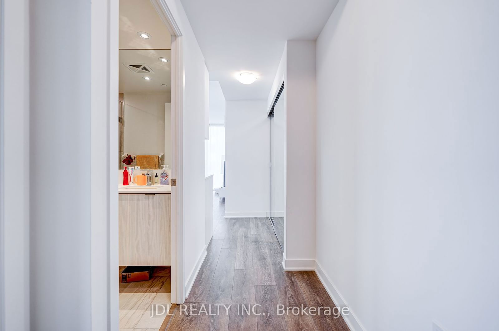 99 Broadway Ave, unit 3104 for sale - image #6