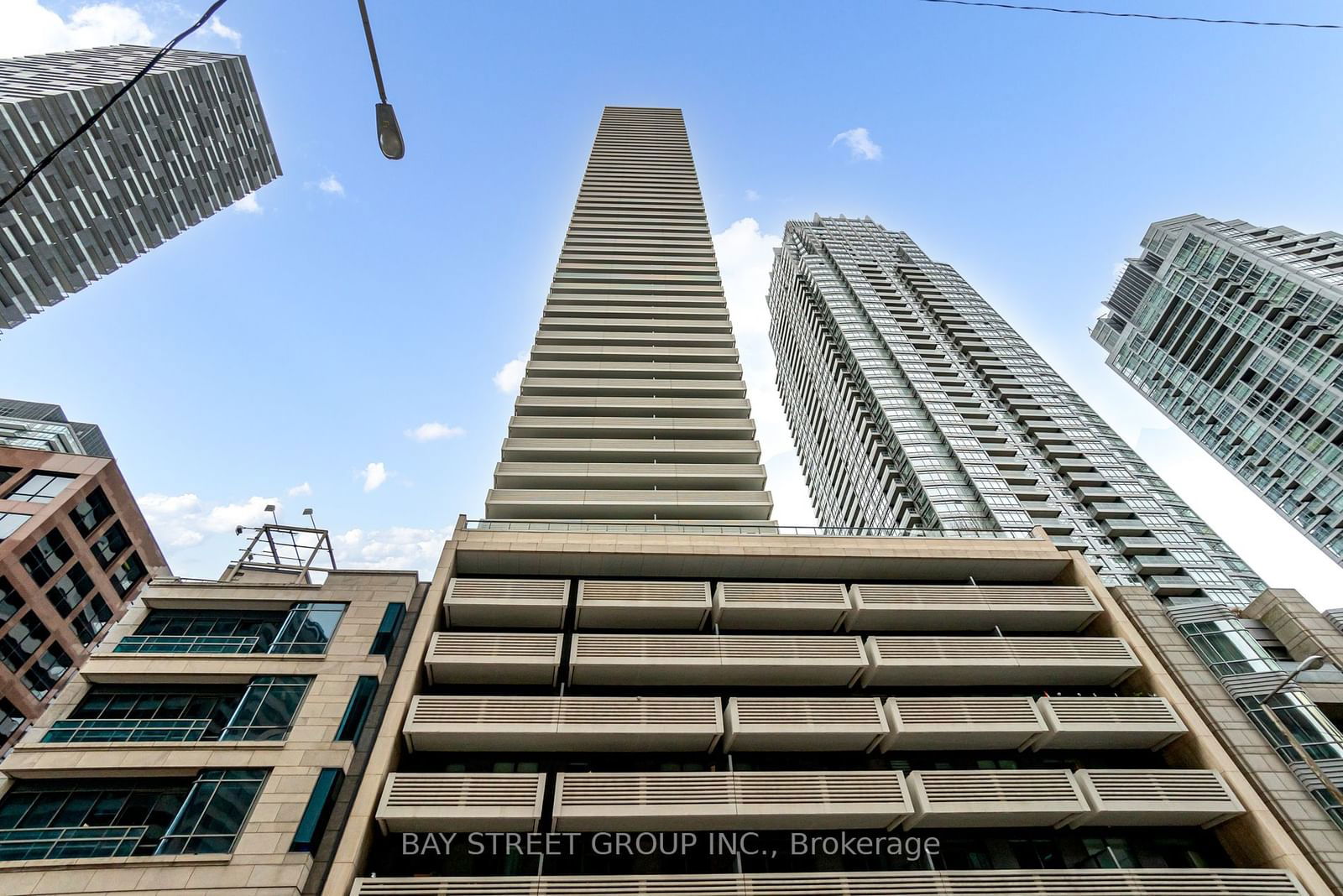 2221 Yonge St, unit 4206 for sale - image #2