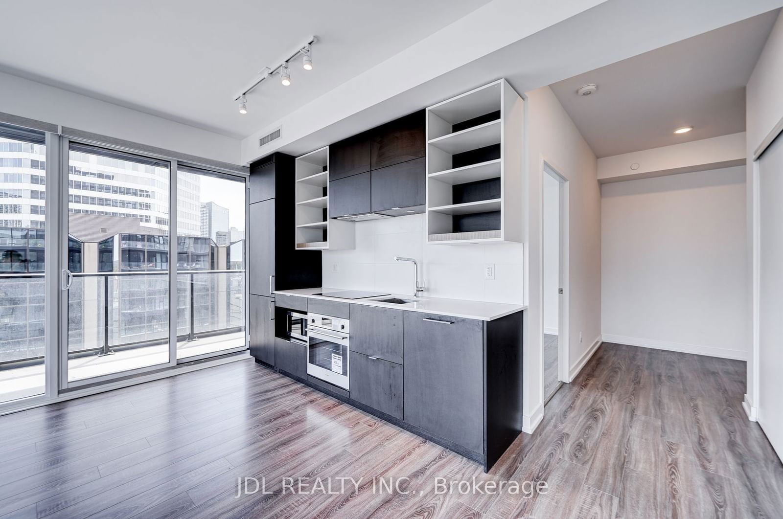 20 Edward St, unit 1503 for rent