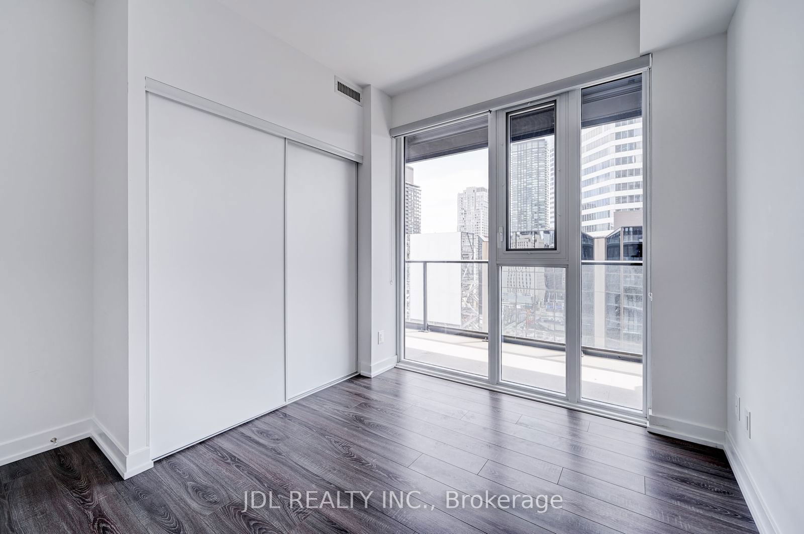 20 Edward St, unit 1503 for sale - image #12