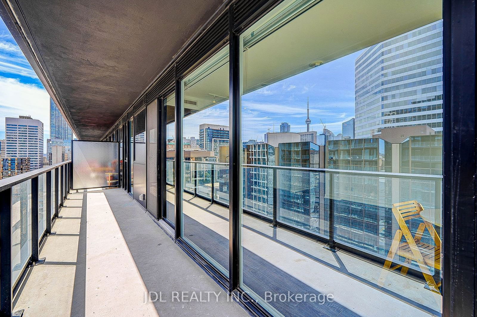 20 Edward St, unit 1503 for sale