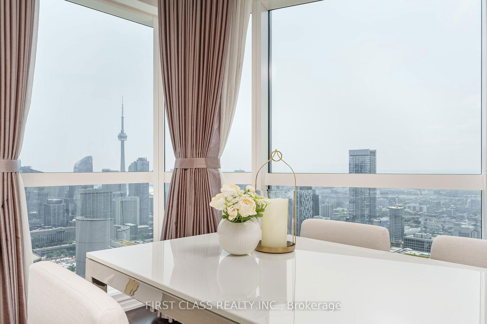 386 Yonge St, unit 5610 for rent - image #14