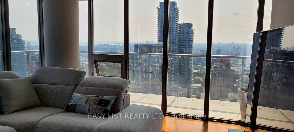 33 Charles St E, unit 3903 for sale - image #39