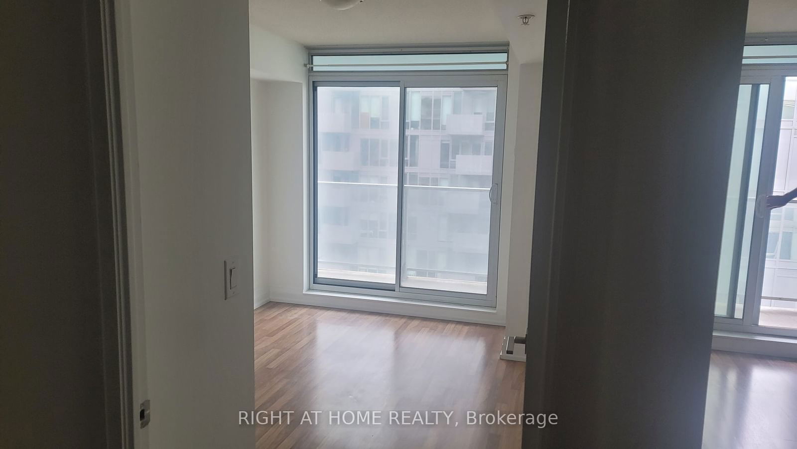 565 Wilson Ave, unit 507W for rent - image #10