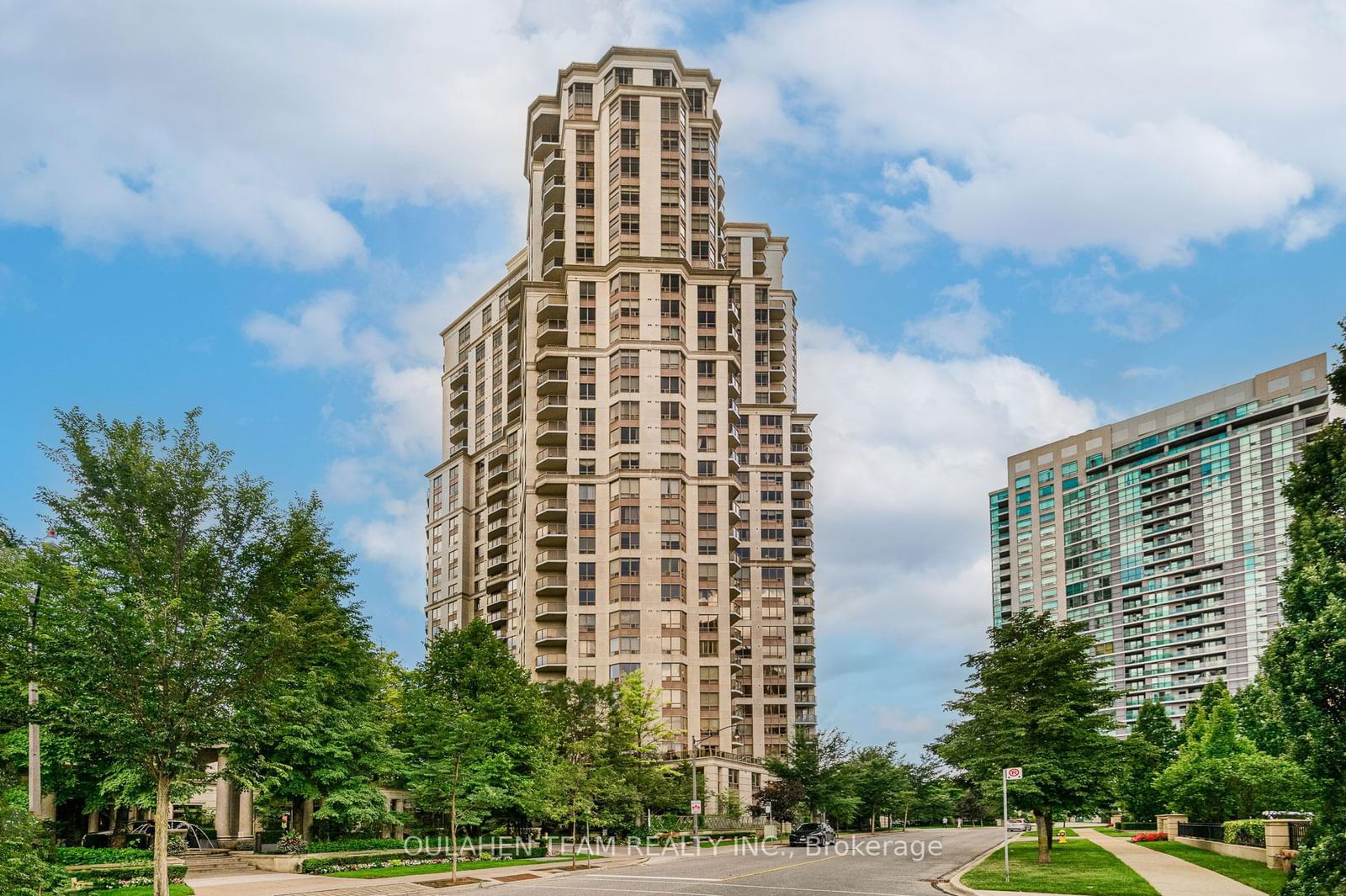 78 Harrison Garden Blvd, unit 1612 for sale