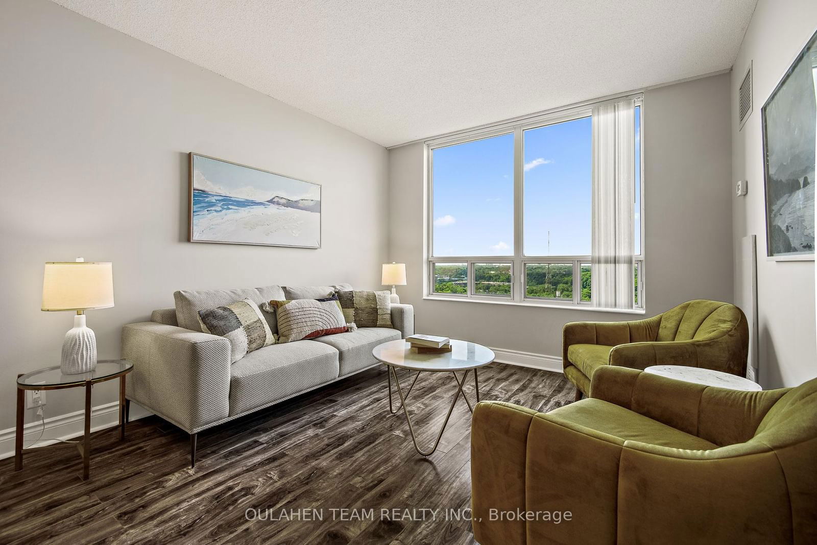 78 Harrison Garden Blvd, unit 1612 for sale