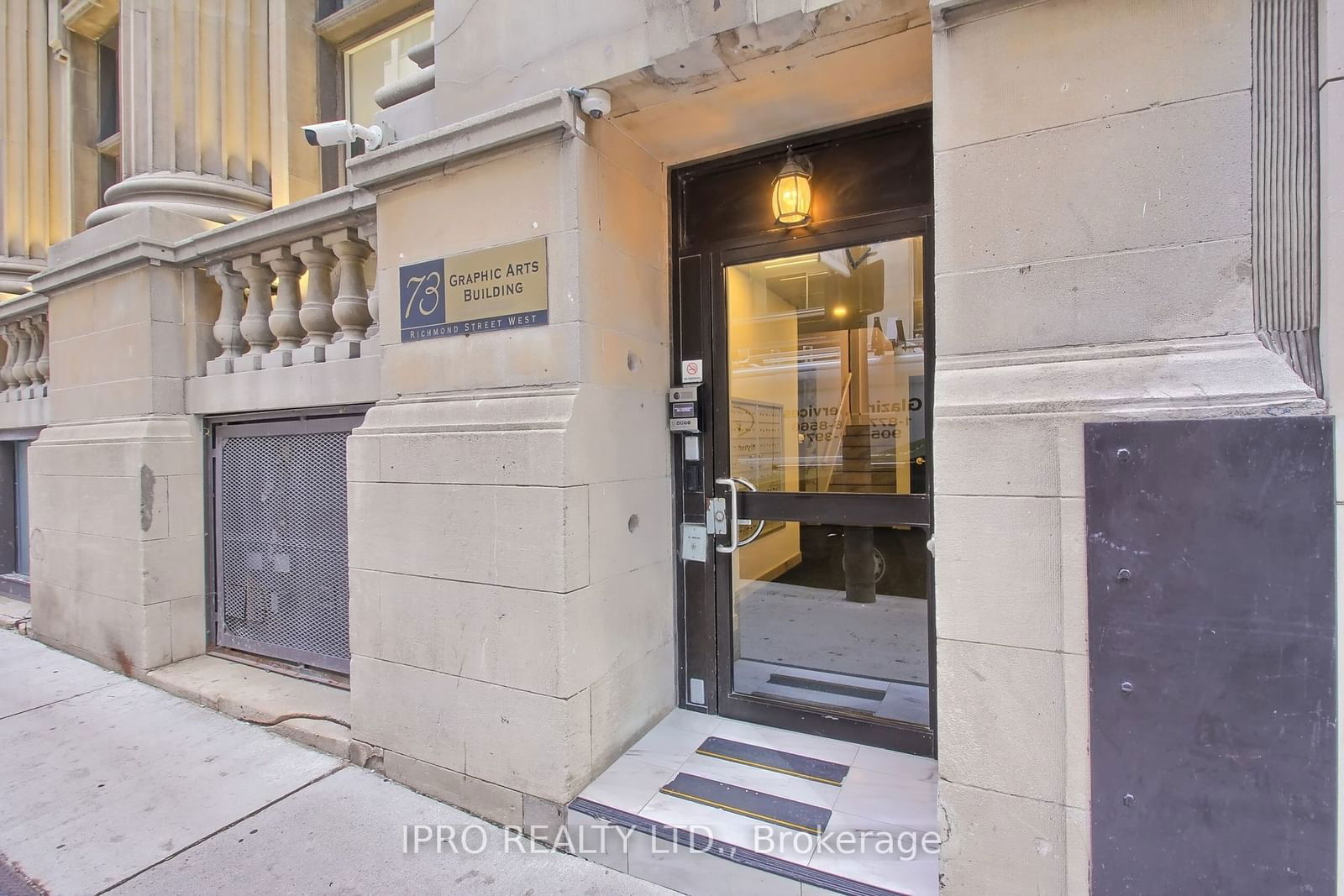 73 Richmond St W, unit L04 for rent - image #4